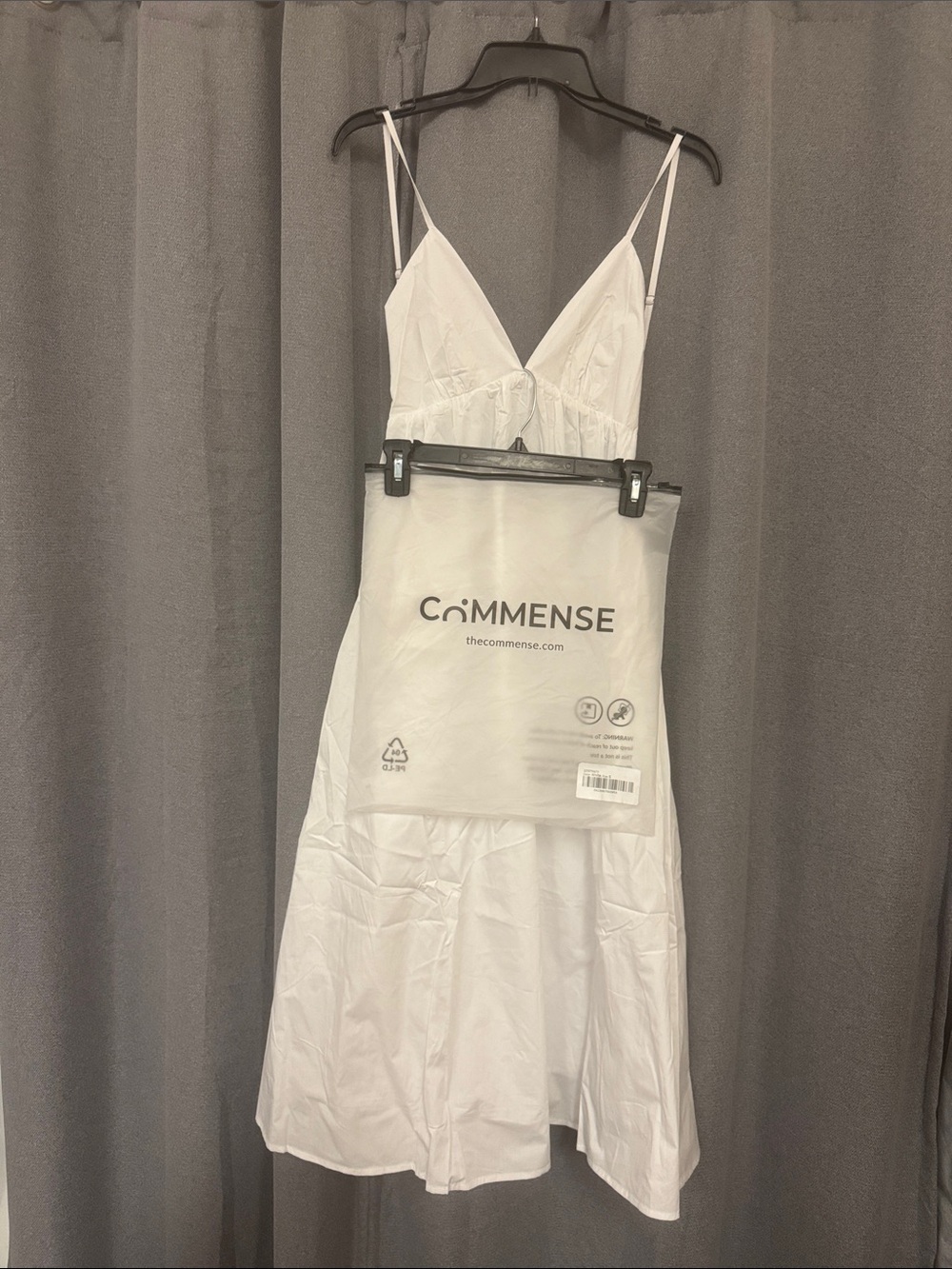 Commense White Cotton V-Neck Spaghetti Strap Slip